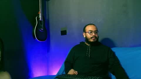 Annie Andrick online show from October 2025 01:42:02 PM