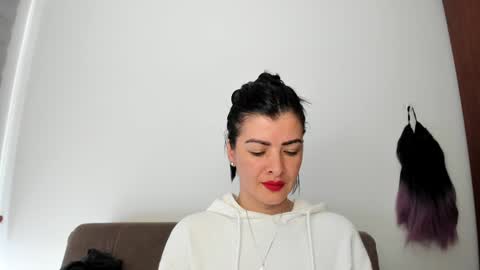 Snapshot of _antomouth_paradise chatting on December 2024 03:43:01 PM antonia online show from December 2024 03:43:01 PM