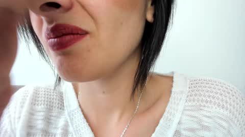 Snapshot of _antomouth_paradise chatting on December 2024 05:37:01 PM antonia online show from December 2024 05:37:01 PM