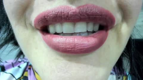 Snapshot of _antomouth_paradise chatting on December 2024 03:30:02 PM antonia online show from December 2024 03:30:02 PM