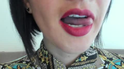 Snapshot of _antomouth_paradise chatting on January 2025 08:53:01 PM antonia online show from January 2025 08:53:01 PM