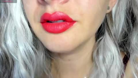 Snapshot of _antomouth_paradise chatting on December 2025 10:44:02 AM antonia online show from December 2025 10:44:02 AM