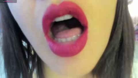 Snapshot of _antomouth_paradise chatting on June 2026 04:49:01 PM antonia online show from June 2026 04:49:01 PM