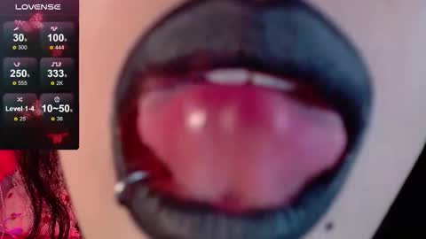 Angie online show from December 2025 02:09:02 AM