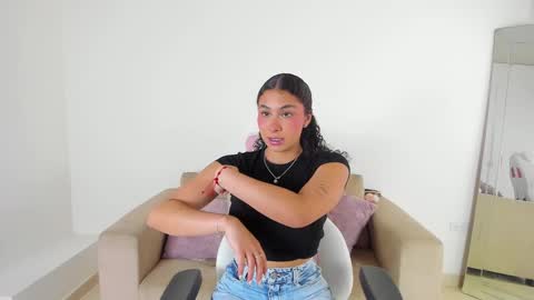 Snapshot of _april_smith_ chatting on March 2025 01:06:02 PM online show from March 2025 01:06:02 PM
