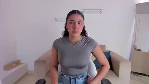 Snapshot of _april_smith_ chatting on September 2025 01:35:02 PM online show from September 2025 01:35:02 PM