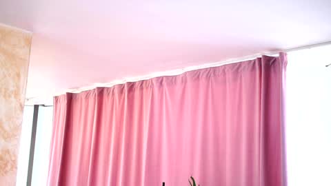 Arielle online show from January 2025 11:29:02 AM