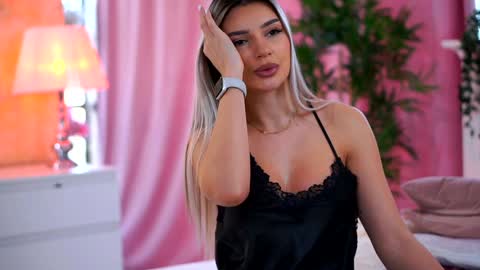 Arielle online show from February 2025 12:55:01 PM