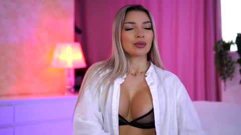 Arielle online show from January 2026 08:49:01 AM