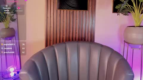   online show from November 2025 12:26:01 PM