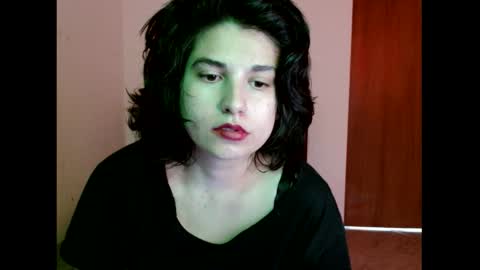 Snapshot of _atenea_golden chatting on October 2025 02:06:02 PM atenea online show from October 2025 02:06:02 PM