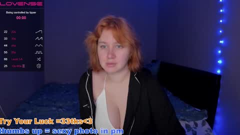 Snapshot of _aurareflection chatting on February 2025 01:51:02 PM hello im Lira online show from February 2025 01:51:02 PM