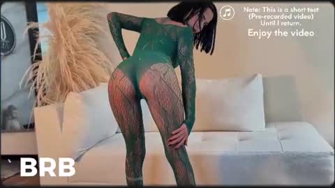 Snapshot of _aurora_collins_ chatting on June 2026 06:17:01 PM _aurora_collins_ online show from June 2026 06:17:01 PM