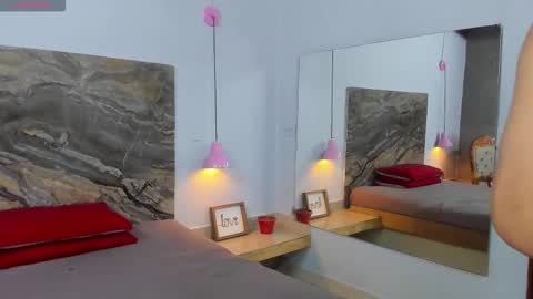 _axel_09 online show from September 2025 04:37:02 AM