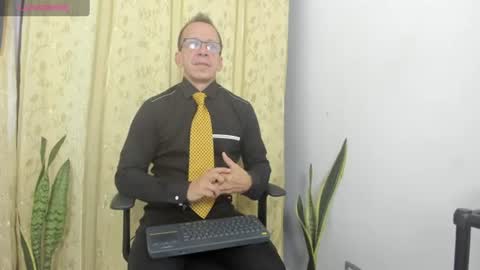 Snapshot of _axelking1_ chatting on June 2026 11:35:02 AM Axel online show from June 2026 11:35:02 AM