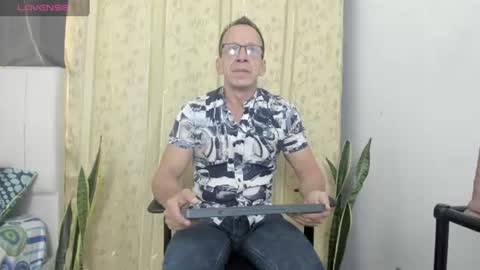 Snapshot of _axelking1_ chatting on July 2026 11:48:01 AM Axel online show from July 2026 11:48:01 AM