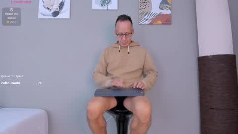 Snapshot of _axelking_ chatting on October 2025 11:32:02 AM _axelking_ online show from October 2025 11:32:02 AM
