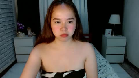 Snapshot of _ayesha19 chatting on December 2024 12:49:01 PM yesha3 online show from December 2024 12:49:01 PM