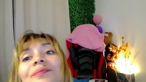 Snapshot of _babieswink chatting on January 2026 08:23:02 PM _babieswink online show from January 2026 08:23:02 PM