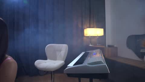 Arianna online show from October 2025 08:40:01 PM