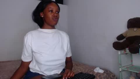 Snapshot of _becky__ chatting on July 2026 01:11:01 AM Becky online show from July 2026 01:11:01 AM