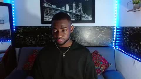 Andrew online show from October 2025 03:06:01 AM