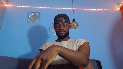 Andrew online show from February 2026 03:17:01 AM