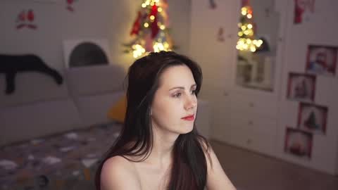 Snapshot of _blackbee_ chatting on December 2024 12:11:02 AM Lili online show from December 2024 12:11:02 AM