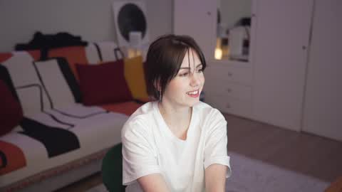 Snapshot of _blackbee_ chatting on January 2025 09:11:02 PM Lili online show from January 2025 09:11:02 PM