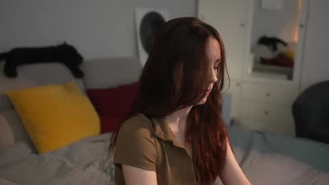 Snapshot of _blackbee_ chatting on September 2025 11:36:02 AM Lili online show from September 2025 11:36:02 AM