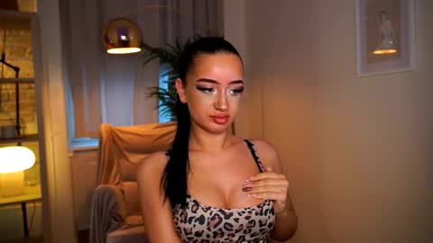 Pearl online show from February 2026 03:30:01 PM