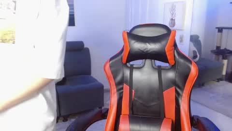 B L A K E online show from February 2025 11:15:02 PM