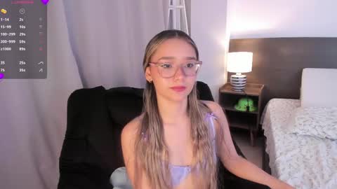 Snapshot of _bleuelune chatting on May 2026 12:19:02 AM Mary online show from May 2026 12:19:02 AM