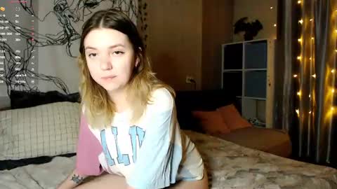 Snapshot of _blonde_barbie_ chatting on August 2026 08:22:02 PM Elizabeth online show from August 2026 08:22:02 PM