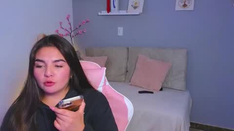 Bonnie online show from January 2026 03:00:01 AM