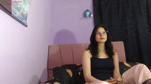 _boombom__ online show from February 2026 01:27:01 AM