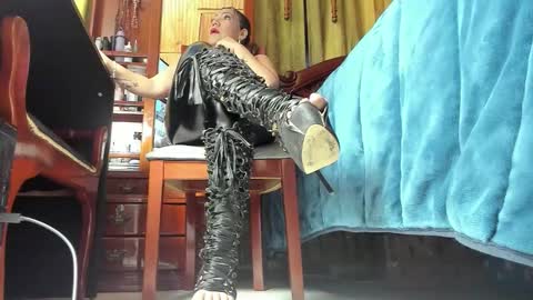 Brenda online show from March 2026 01:25:01 PM