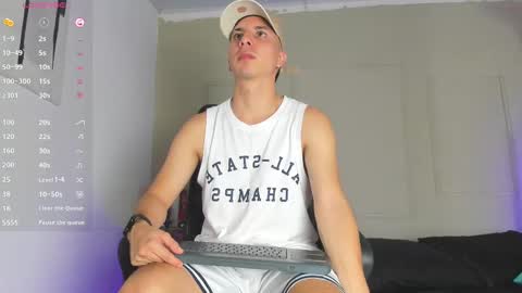 Snapshot of _bruno_bs chatting on February 2025 08:11:02 PM BRUNO online show from February 2025 08:11:02 PM