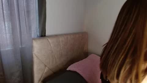 Snapshot of _camilaaa__ chatting on March 2025 03:18:02 PM   online show from March 2025 03:18:02 PM