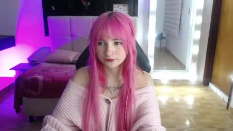 Snapshot of _charlotte_collins_ chatting on April 2026 03:14:01 PM _charlotte_collins_ online show from April 2026 03:14:01 PM