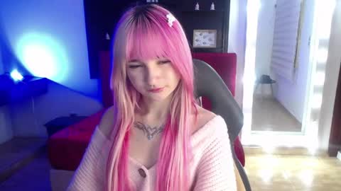Snapshot of _charlotte_collins_ chatting on May 2026 03:29:02 PM _charlotte_collins_ online show from May 2026 03:29:02 PM