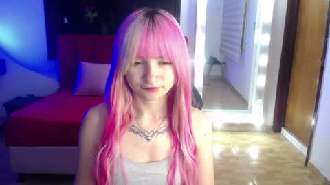 Snapshot of _charlotte_collins_ chatting on May 2026 03:31:01 PM _charlotte_collins_ online show from May 2026 03:31:01 PM