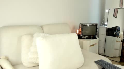 Cherry C. online show from April 2026 04:57:02 AM