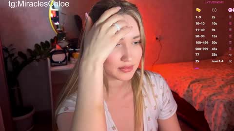 Snapshot of _chloe_miller_ chatting on June 2026 05:35:02 PM _chloe_miller_ online show from June 2026 05:35:02 PM