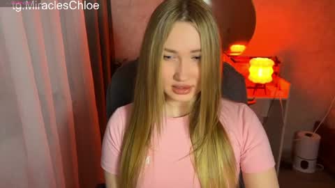 Snapshot of _chloe_miller_ chatting on June 2026 07:23:01 PM _chloe_miller_ online show from June 2026 07:23:01 PM
