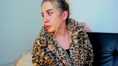  Chloe  online show from December 2024 04:12:02 AM