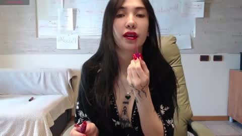 _cotton_candyy online show from June 2026 11:37:01 AM