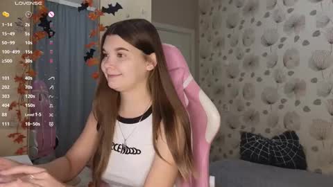 _cute_ice online show from October 2025 05:52:02 AM