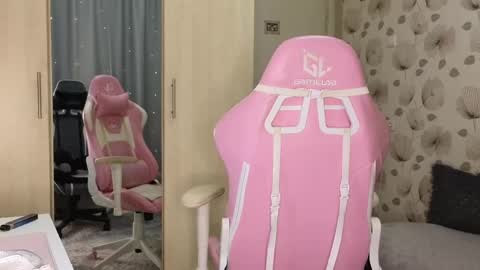 Snapshot of _cute_ice chatting on May 2026 06:16:02 PM _cute_ice online show from May 2026 06:16:02 PM