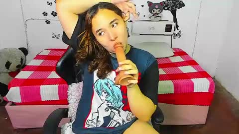 Snapshot of _cutekat chatting on April 2026 05:13:01 AM katerine online show from April 2026 05:13:01 AM